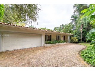 3 bedroom House For Sale: 3851..