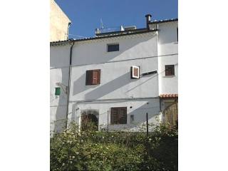 IDEAL HOLIDAY PROPERTY IN PACENTRO