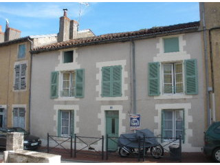Big townhouse with top class CH and a..