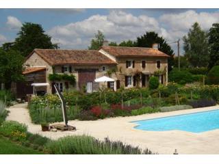 Maison avec gite et piscine