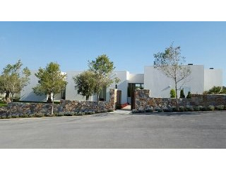 * 3 BED LUXURY VILLA ON LAS COLINAS..