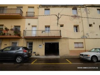 ALT EMPORDA: Nice rustic village house..
