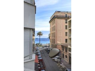 Magnificent apartment a few steps away..