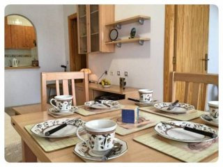 2 Bedroom 1 Bathroom Apartment In..