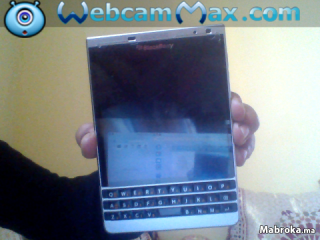 BlackBerry Passport SQW100 4 (32 GB)