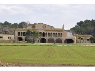 HOTEL PROJECT AND PLOT IN PERATALLADA