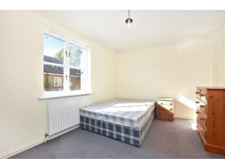 Double Room For 1 Person In Stepney..