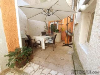 Rovinj, poslovni prostor i apartman na jedinstvenoj poziciji