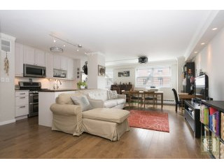 2 bedroom Apartment For Sale: 191..