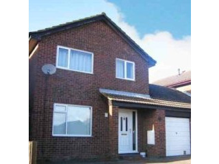 3 bedroom, Link Detached House house..