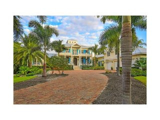 6 bedroom House For Sale: 3701 White..