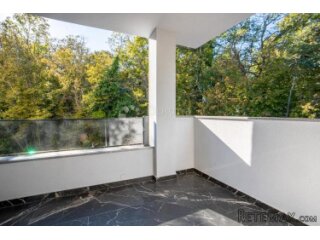 APARTMAN - NOVOGRADNJA - IZUZETNO MIRNA LOKACIJA