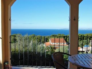 Penthouse Apartment With Beautiful Sea..