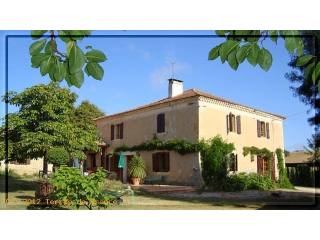 Beautifully Restored Family House..