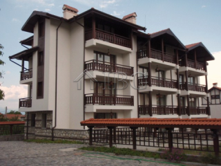 Stylishly furnished 1-bedroom apartment..
