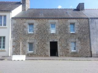 Village House with Garden to Improve