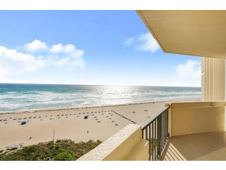 2 bedroom Residence For Sale: Singer..