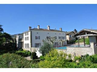 9 bedroom House For Sale: 69430..