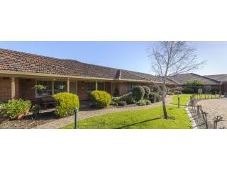 Life Care Parkrose Village -..