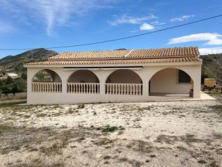 Villa for sale in Hondon de los Frailes..