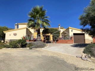 RESERVED/SALE AGREED 2023 & EXCLUSIVE TO VOSS HOMES - A..