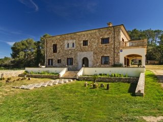 Beautiful Stone Facade Country Home In..