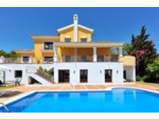 6 Bedrooms - Villa - Malaga - For Sale