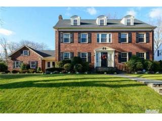 112 Arthur St Garden City, NY 11530