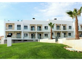* Luxury 3 Bed Beach Apartment