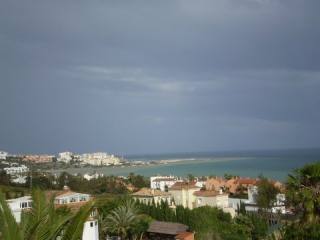 4 Bedrooms - Villa - Malaga - For Sale