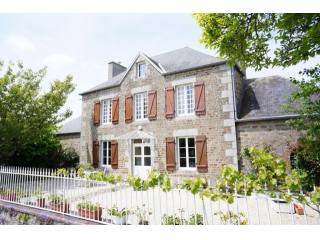 Beautiful Countryside House With..