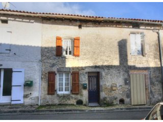 Charming 2-Bedroom Stone Cottage