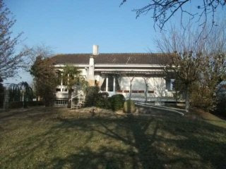 Nice House in Good Sector