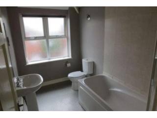 2 Bed House To Let