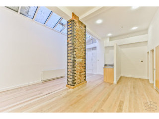 Ravey Street EC2A