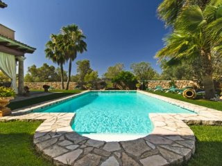 Generous Country House With Rental..