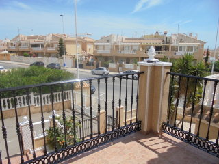 2 Bedrooms Town House For Sale