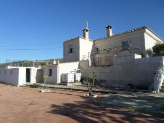 Villa in Hondon with swimming pool..