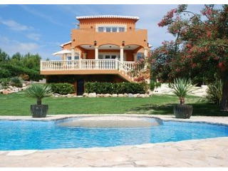 3 Bedrooms - Villa - For Sale