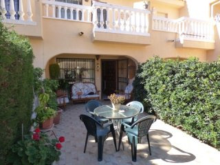 2 Bedrooms - Chalet - Alicante - For..