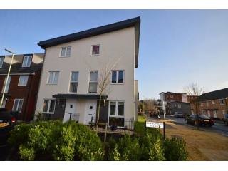 4 bedroom Town House For Sale:..