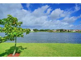 7883 Springvale Dr, Lake Worth, FL -..