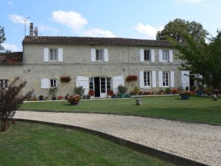 Beautiful Stone House With Garden And..