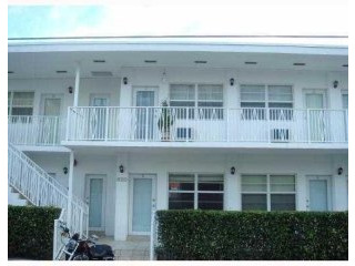 620 76th Street #8 Miami Beach, Fl 33141