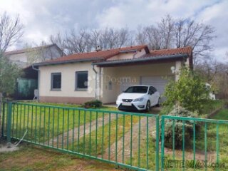 MALINSKA - OKOLICA - SAMOSTOJEĆA PRIZEMNICA U MIRNOM OKRUŽEN