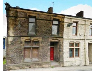 3 bedroom, End Of Terrace House house..
