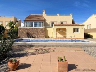 NEW & EXCLUSIVE TO VOSS HOMES - A beautifully presented and..