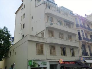A real home away from home apartment..
