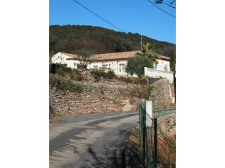 Spacious Villa And 2 Gites On 3330 M2..