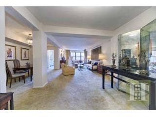 2 bedroom Apartment For Sale: 11..